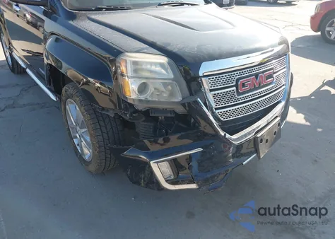 2016 GMC Terrain Denali z USA, uszkodzony, nr VIN 2GKALREKXG6186310
